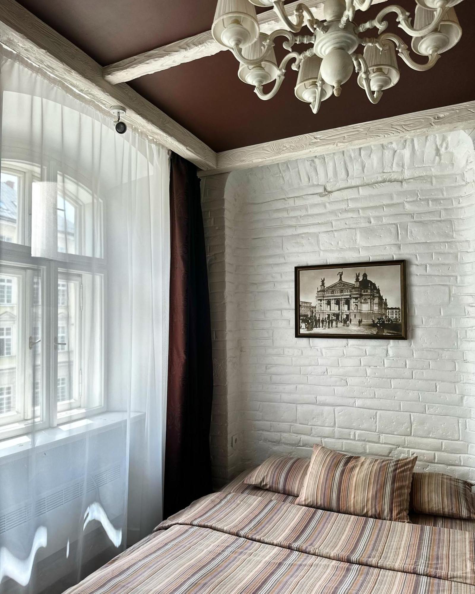 Vip Apartments ! 리비프 외부 사진