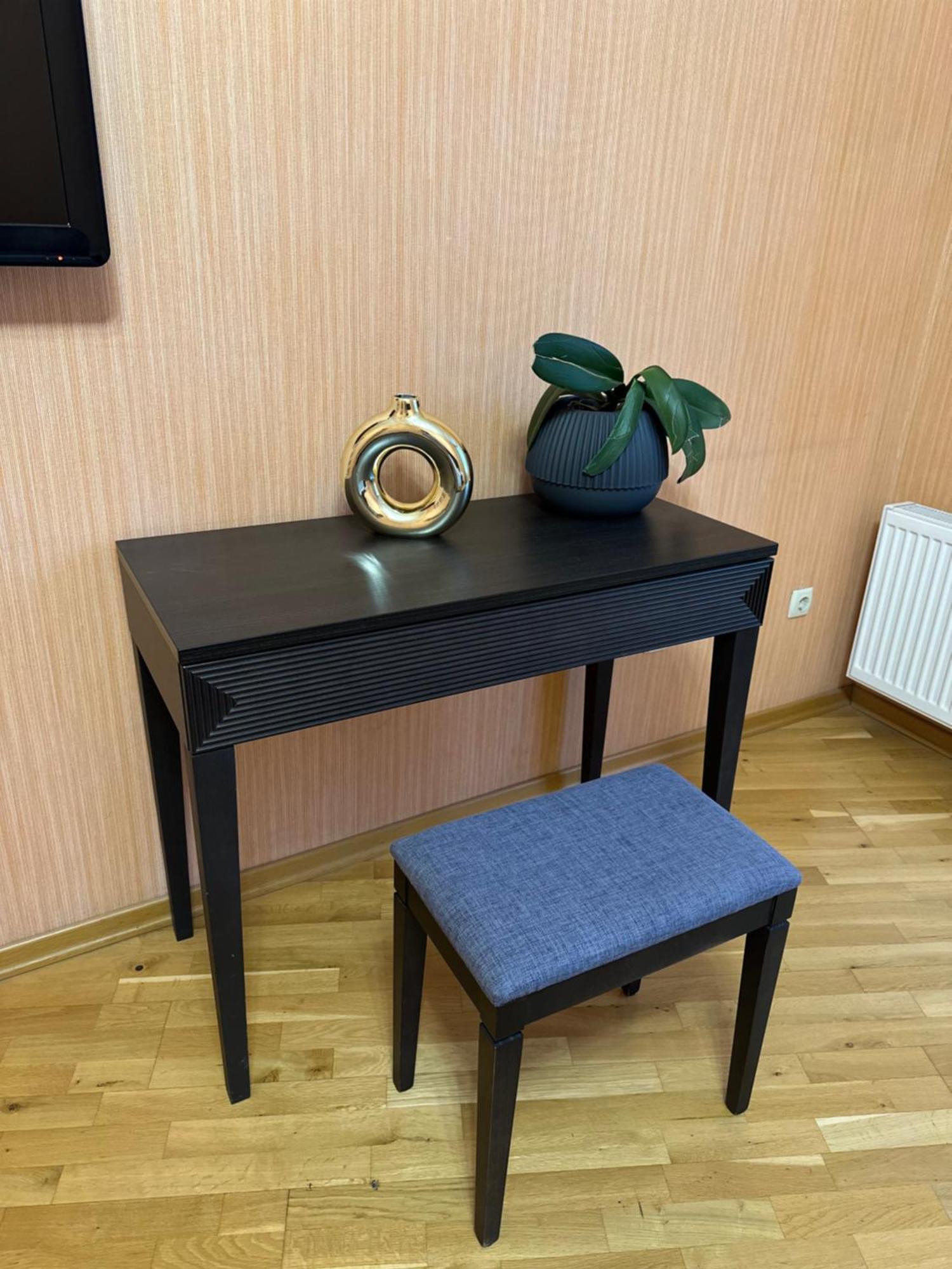 Vip Apartments ! 리비프 외부 사진